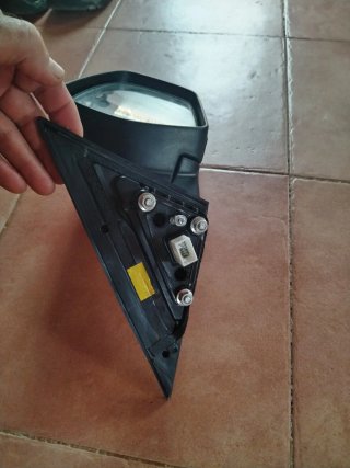 Retrovisor SsangYong Tivoli