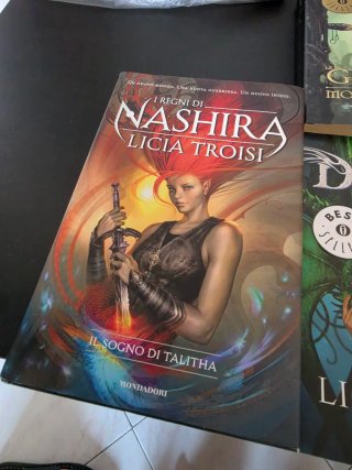 Set libri Licia Troisi