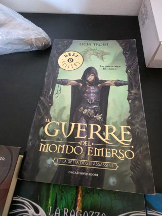 Set libri Licia Troisi