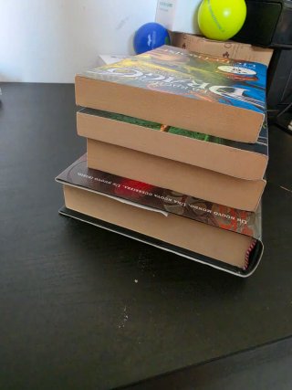 Set libri Licia Troisi