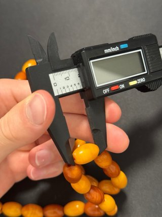 Tasbih de resina tipo ámbar – 43 g