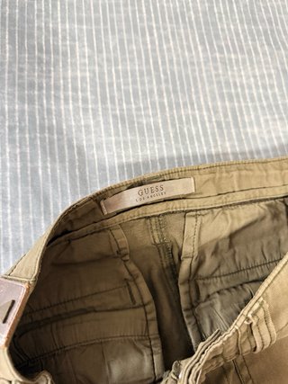 Pantalón Guess Verde Caqui - Talla 24