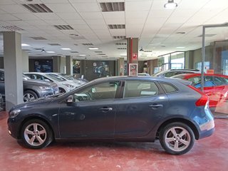 Volvo V40 2017