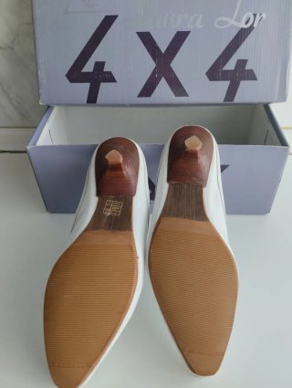 Mocasines destalonados blancos