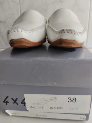 Mocasines destalonados blancos
