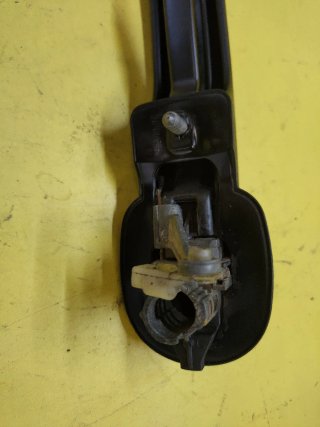 MANETA TRASERA MALETERO PORTON NISSAN TERRANO II