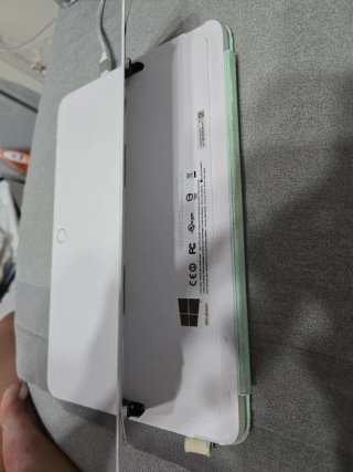 Asus Tablet con Tastiera Verde/Bianca