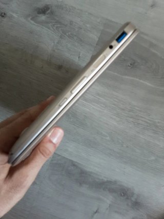 Portatile Asus VivoBook Dorato 12 pollici