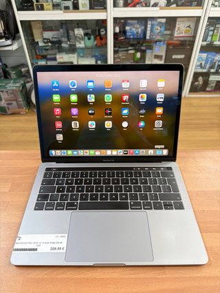 MacBook Pro 2018 13” i5 8GB RAM 256GB SSD