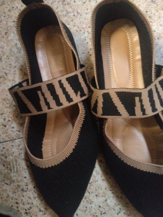 Zapatos planos mujer negros y beige
