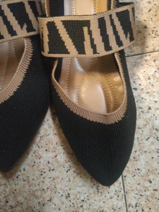 Zapatos planos mujer negros y beige