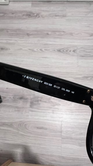 Gafas de sol Givenchy negras