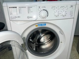 Lavadora Indesit 8kg 1400rpm