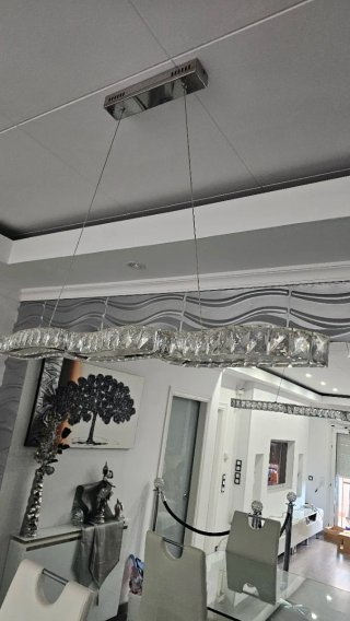 Mesa Comedor Diseño Moderno + 4 Sillas Piel