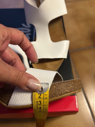 Sandalias de piel blancas