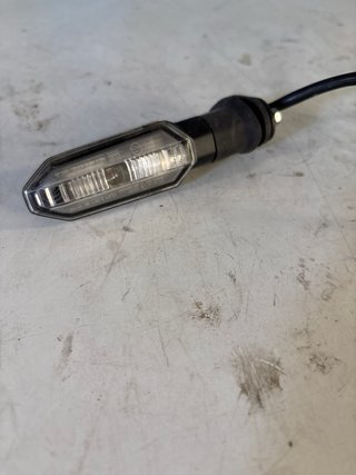 Intermitente Delantero Derecho Honda Hornet 750