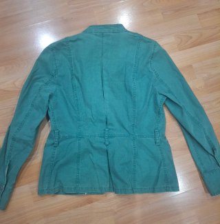 Cazadora verde mujer