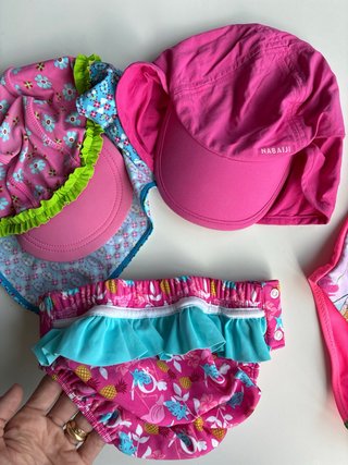 Lote Verano Niña: Bañadores y Gorras