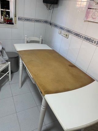 Mesa y 4 Sillas Cocina
