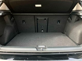 Volkswagen Golf Life 1.5 eTSI 85 kW (116 CV) DSG