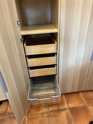 Armario 3 puertas Ikea pax.