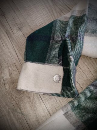 Camisa cuadros blanca y verde