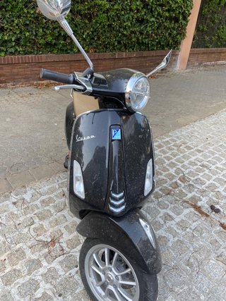 Vespa Primavera 49cc Negra