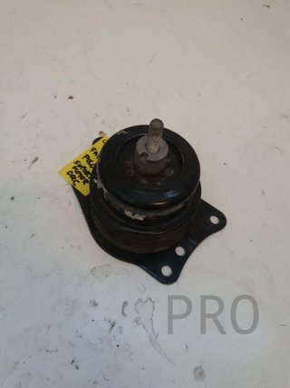 Soporte motor seat Volkswagen skoda usado