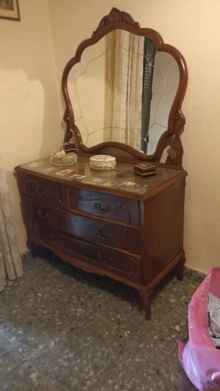 Dormitorio antiguo madera años 50