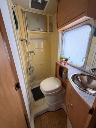 Autocaravana Mercedes Chalenger 2004