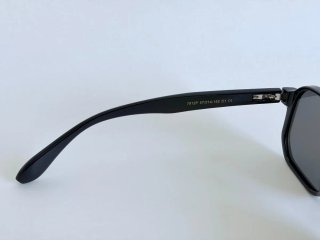 Gafas de Sol Negras y Plateado Polarizadas