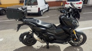 Honda X ADV 750 Adventure full black Limitada A2