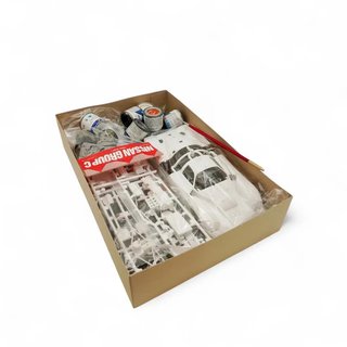 MAQUETA TAMIYA NISSAN R89C 1:24 + PINTURAS