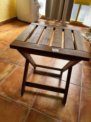 Mesita auxiliar de madera plegable