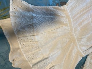 Mono blanco ibicenco con bordados