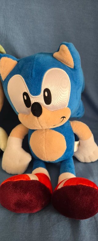 Lote Peluches: Pez, Piña, Alma y Sonic