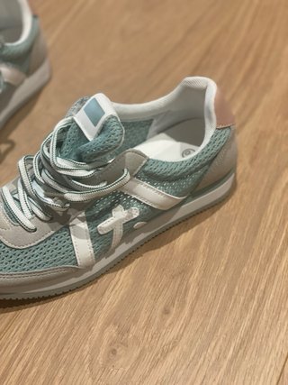 Zapatillas deportivas talla 40