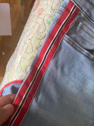 Pantalón vaquero Stradivarius