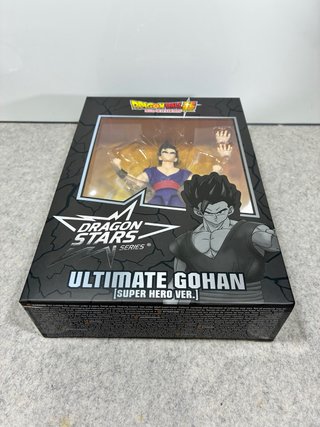Figura Ultimate Gohan Dragon Stars Series Bandai