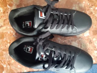 Zapatillas Fila Negras