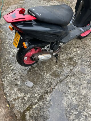 Keeway Scooter CON GOLPE