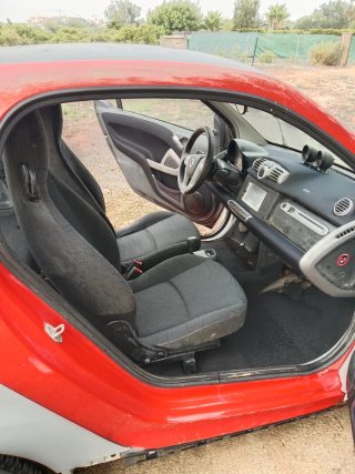 Smart ForTwo sin llaves se vende entero o recambio
