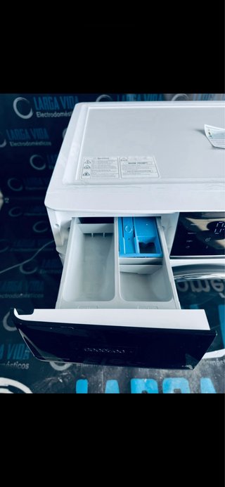 629.Lavadora Cecotec 8 kilos Smart Exposición Gara