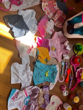 Lote de ropa y accesorios Nenuco
