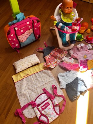 Lote de ropa y accesorios Nenuco