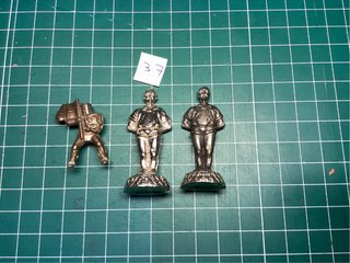 Figuras de plomo