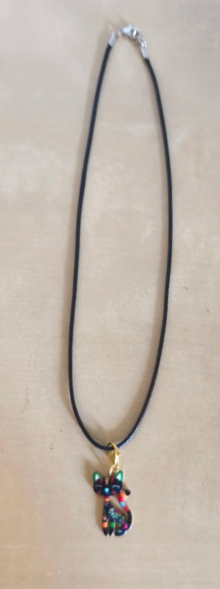 Collana Corda Nera Ciondolo Gatto Multicolore