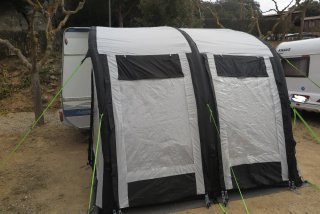 Avance Hinchable para Caravana