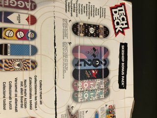 Tech Deck Paris 2024 Olympic Games mini patinetes