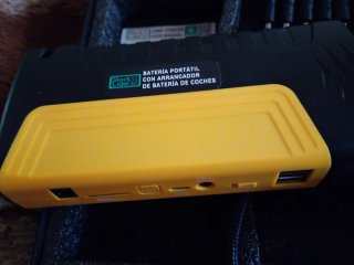 Arrancador Coche con Compresor 12000mAh